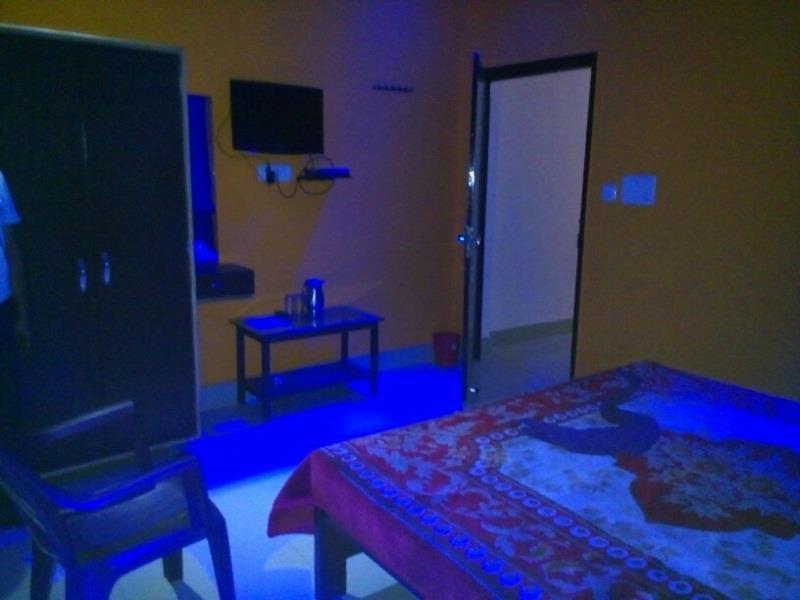 Hotel Giriraj Inn Váránaszi Kültér fotó
