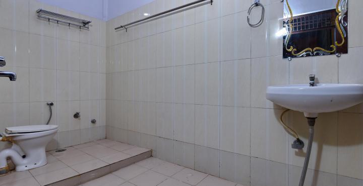 Hotel Giriraj Inn Váránaszi Kültér fotó